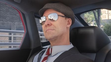 Rideshare "Stimulator" passenger in glasses and gray hat