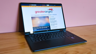 Omnibook display open laptop.