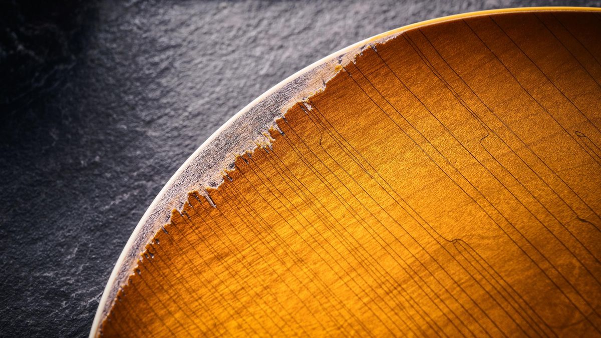 The Giordano Tributo 58 is stunning Les Paul-style single-cut with some key aesthetic updates.