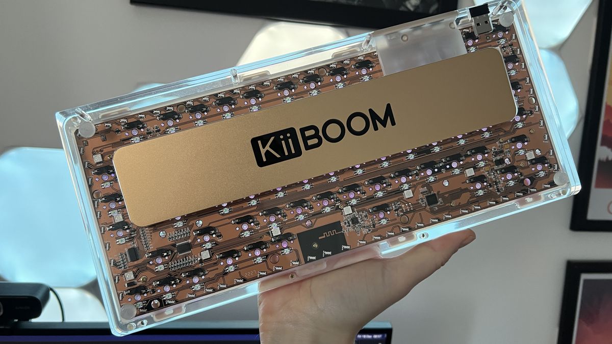 KiiBOOM Phantom 81 review: Best Wireless Mechanical Keyboard - Real RevTech
