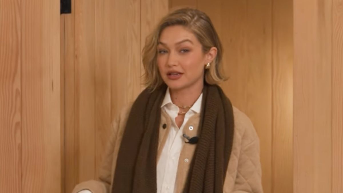 吉吉哈蒂德 (Gigi Hadid) 揭秘她如何搭配最舒適的冬季服裝