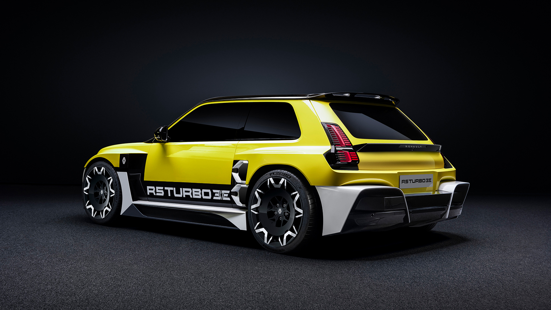 Renault 5 Turbo 3E production car