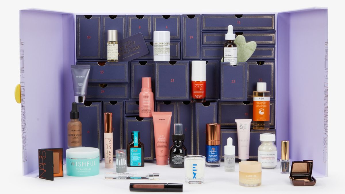 The Selfridges Beauty Advent Calendar 2021 is here – and it's worth £ ...