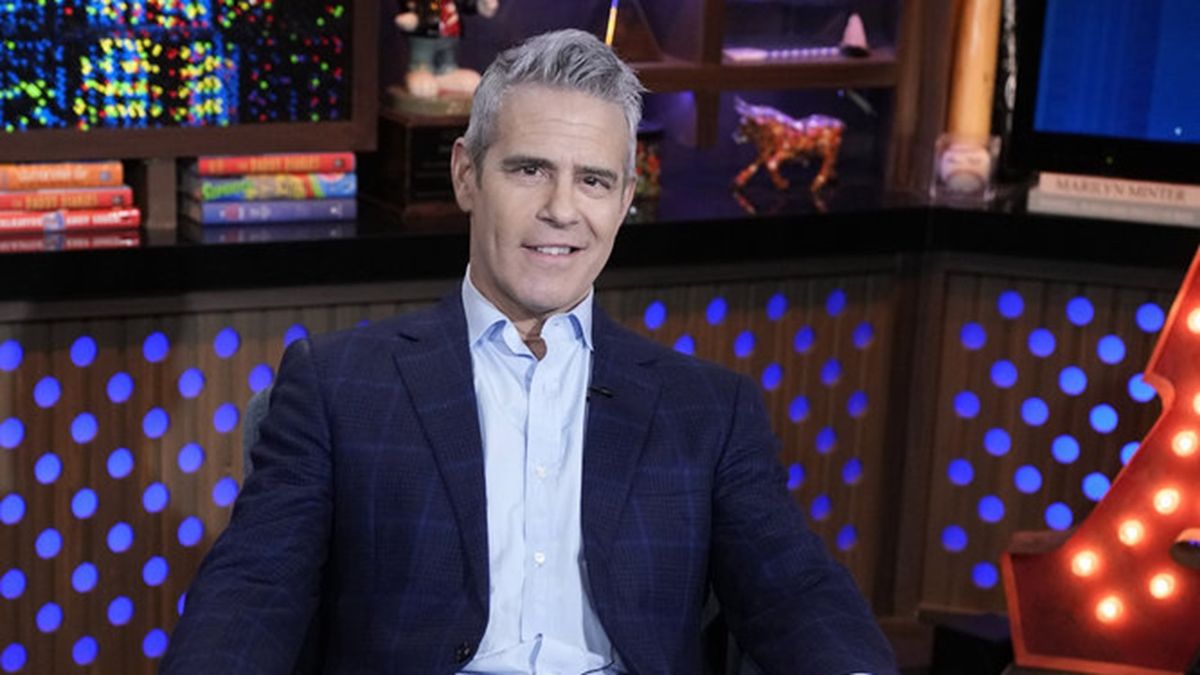 WATCH WHAT HAPPENS LIVE WITH ANDY COHEN -- Episode 20189 -- Pictured: Andy Cohen