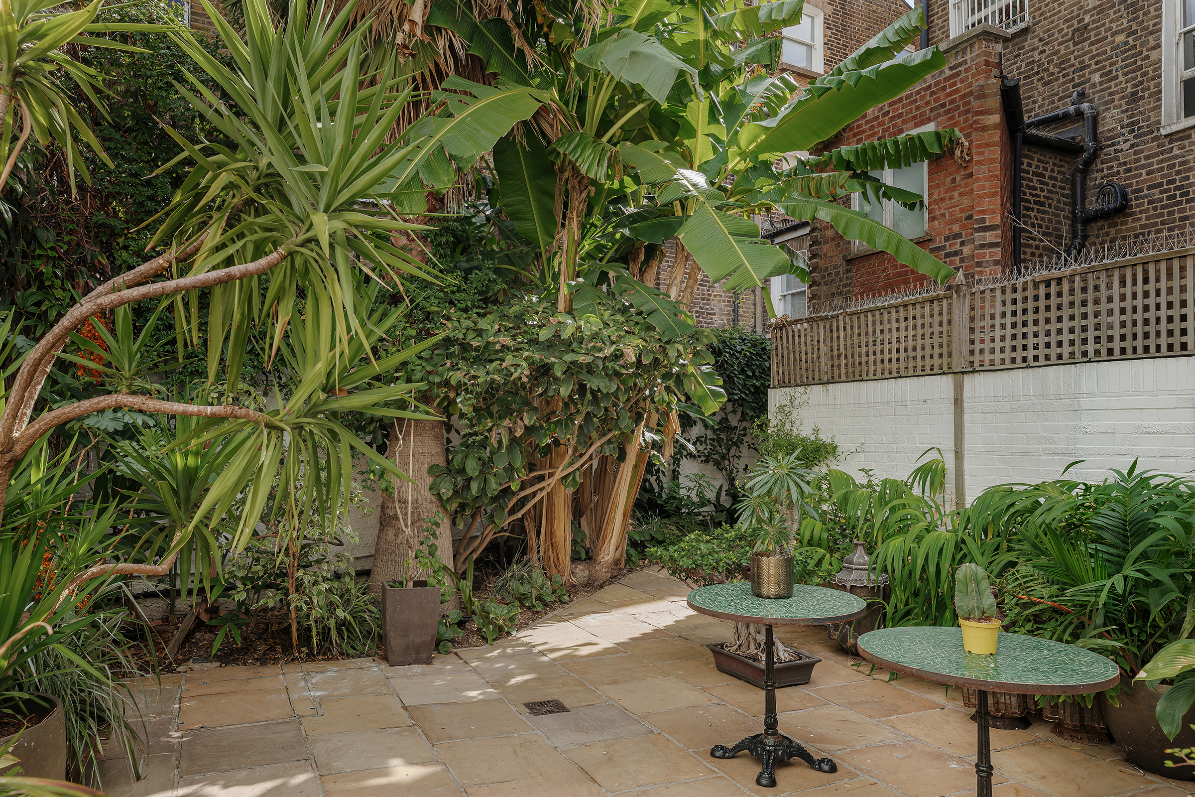 Photographs of the interior of the house from Notting Hill in Notting Hill, London