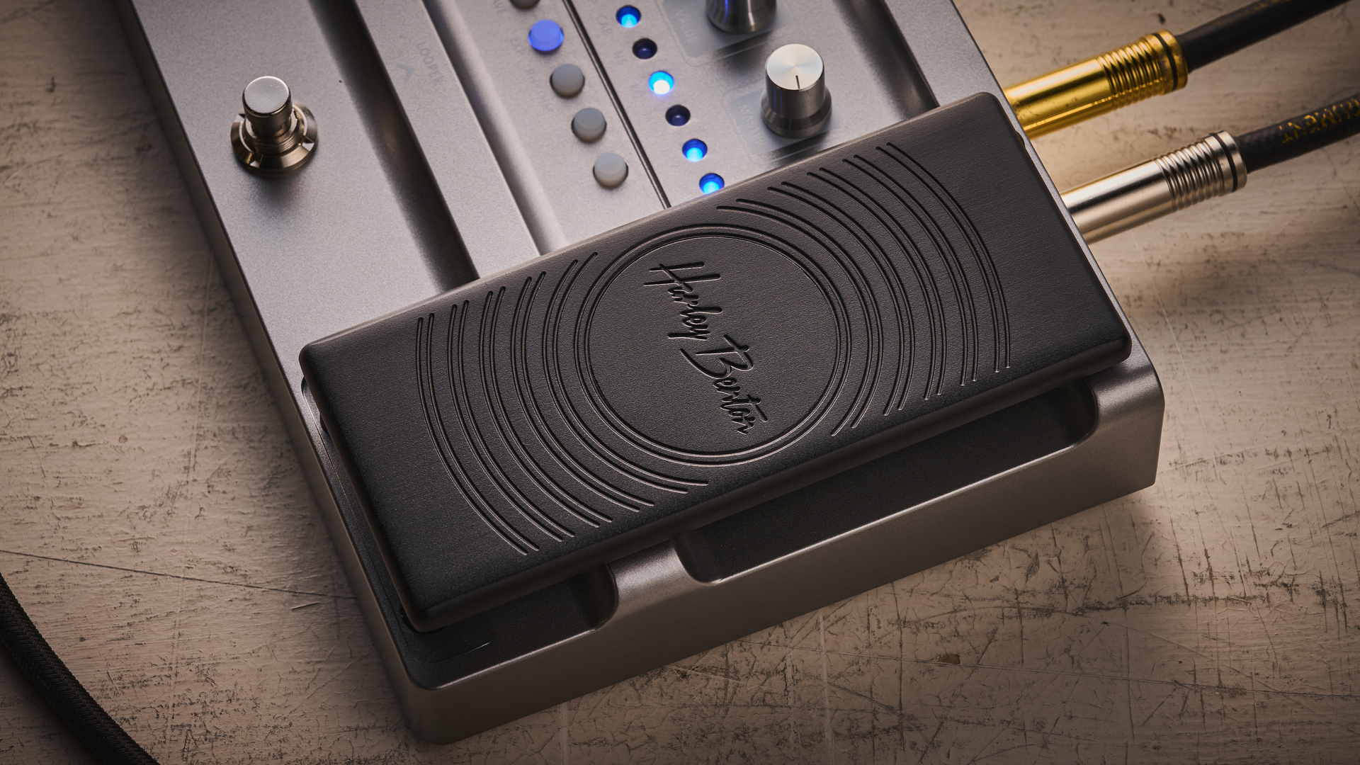 Harley Benton DNAfx GiT multi-effects