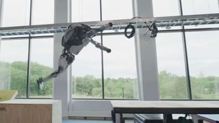 Boston Dynamics Atlas robots can do parkour now