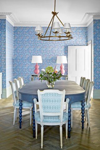 Dining room with Pierre Frey wallpaper