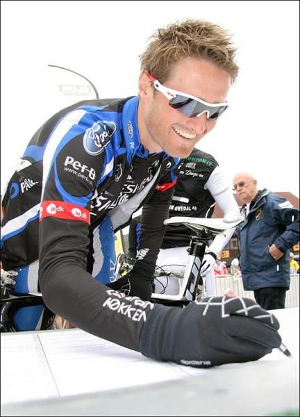 All smiles from this Team Designa Kokken - Blue Water rider.