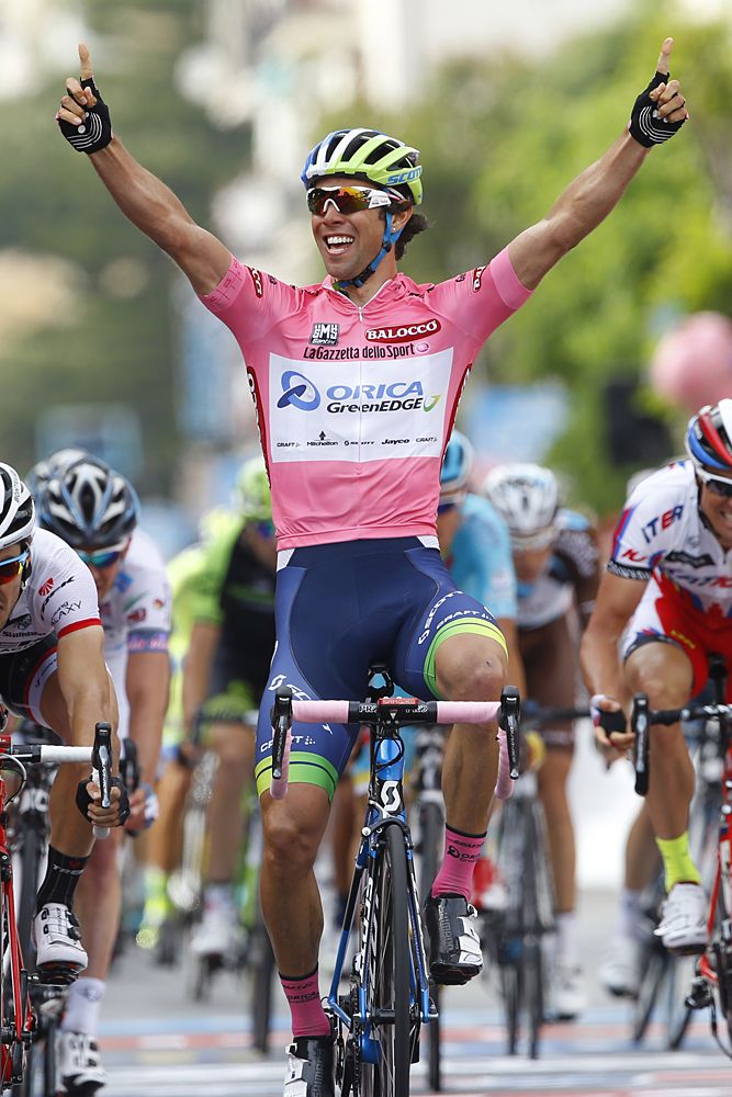Michael Matthews (Orica-GreenEdge) victory salute after winning the stage 3 sprint