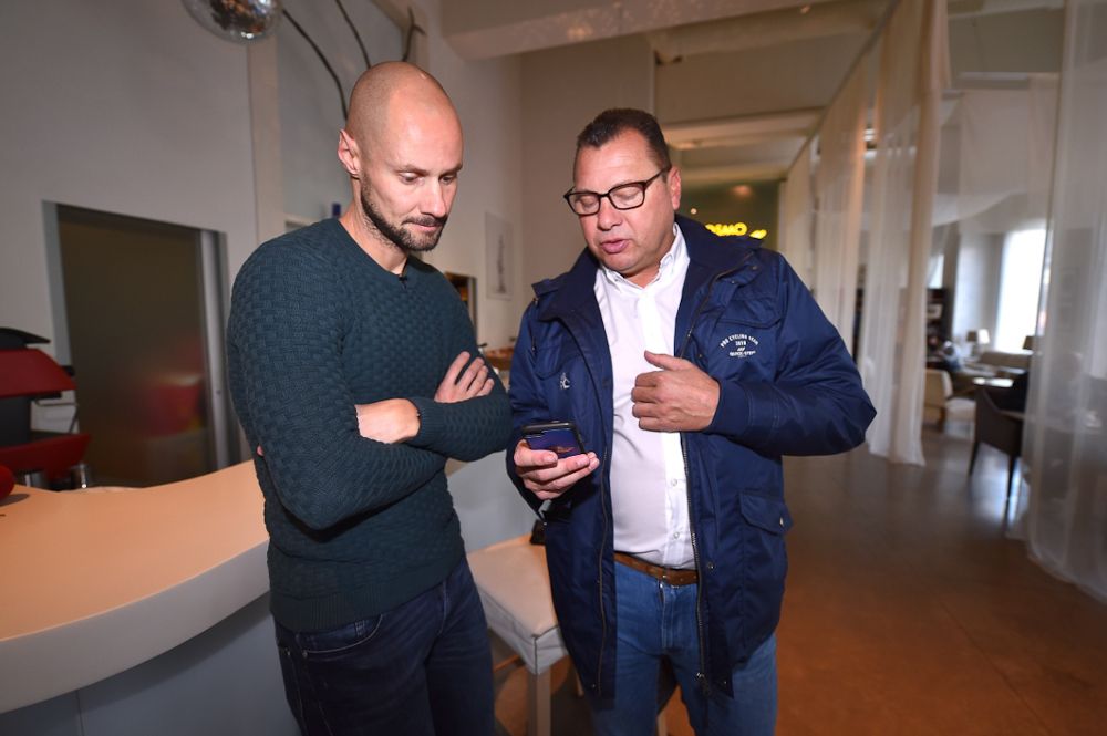 Former Quick-Step pro Tom Boonen chats with Quick-Step director Wilfried Peeters