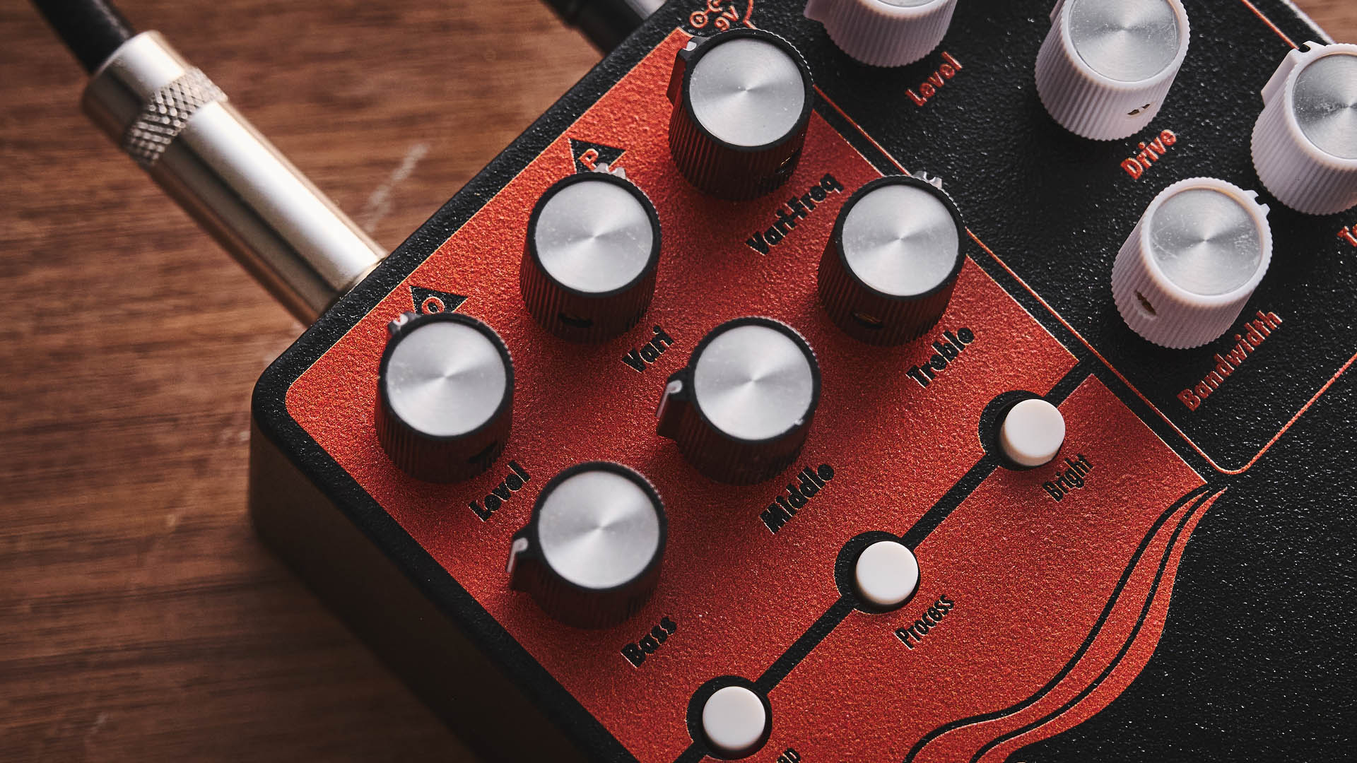 Earthquaker Devices Scrolls Bass Odyssey