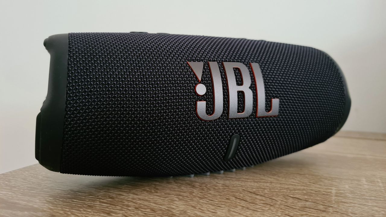 JBL Charge 5 review