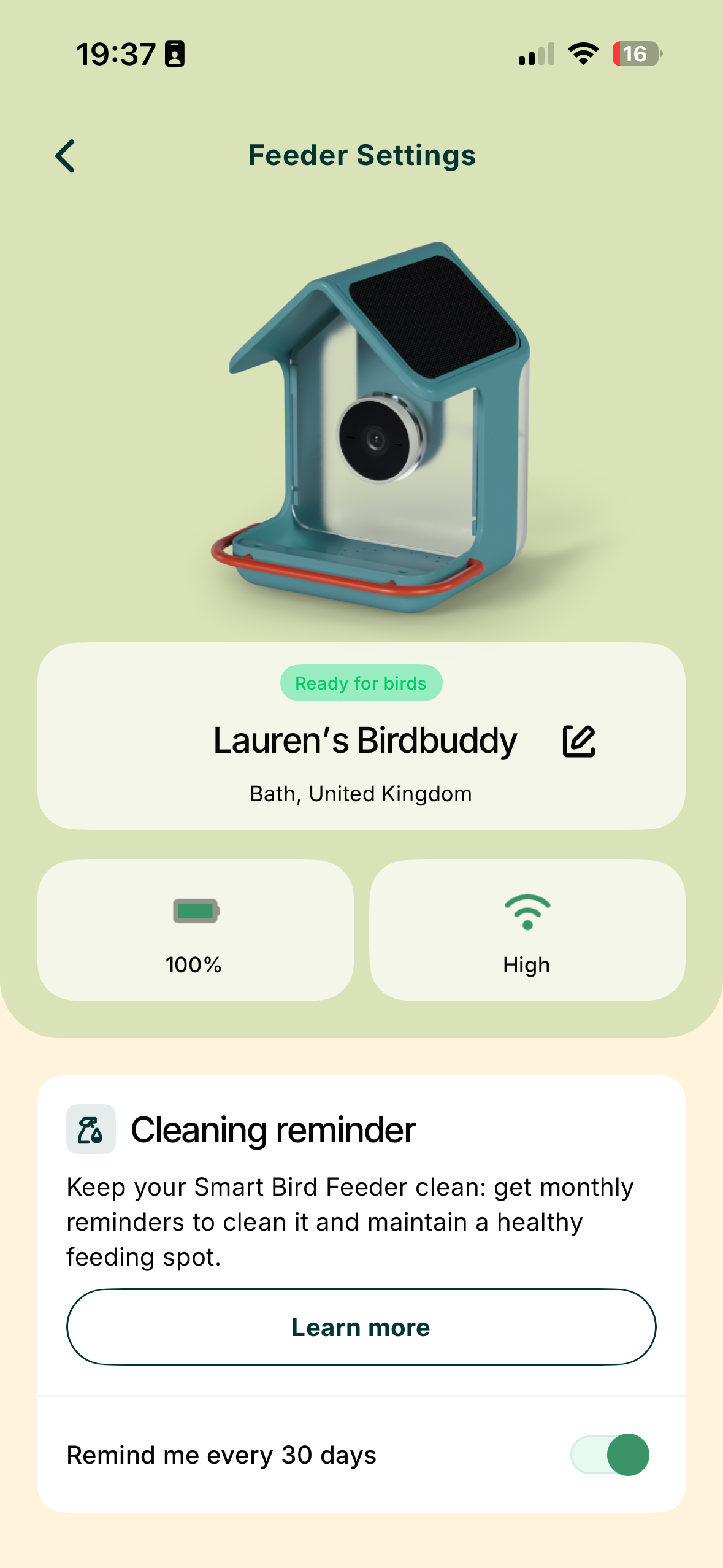 Screenshots from the Bird Buddy 2 app interface