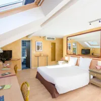 Hotel Bosquet Pau CentreDistance to event: Hotel Bosquet Pau CentreDistance to event: