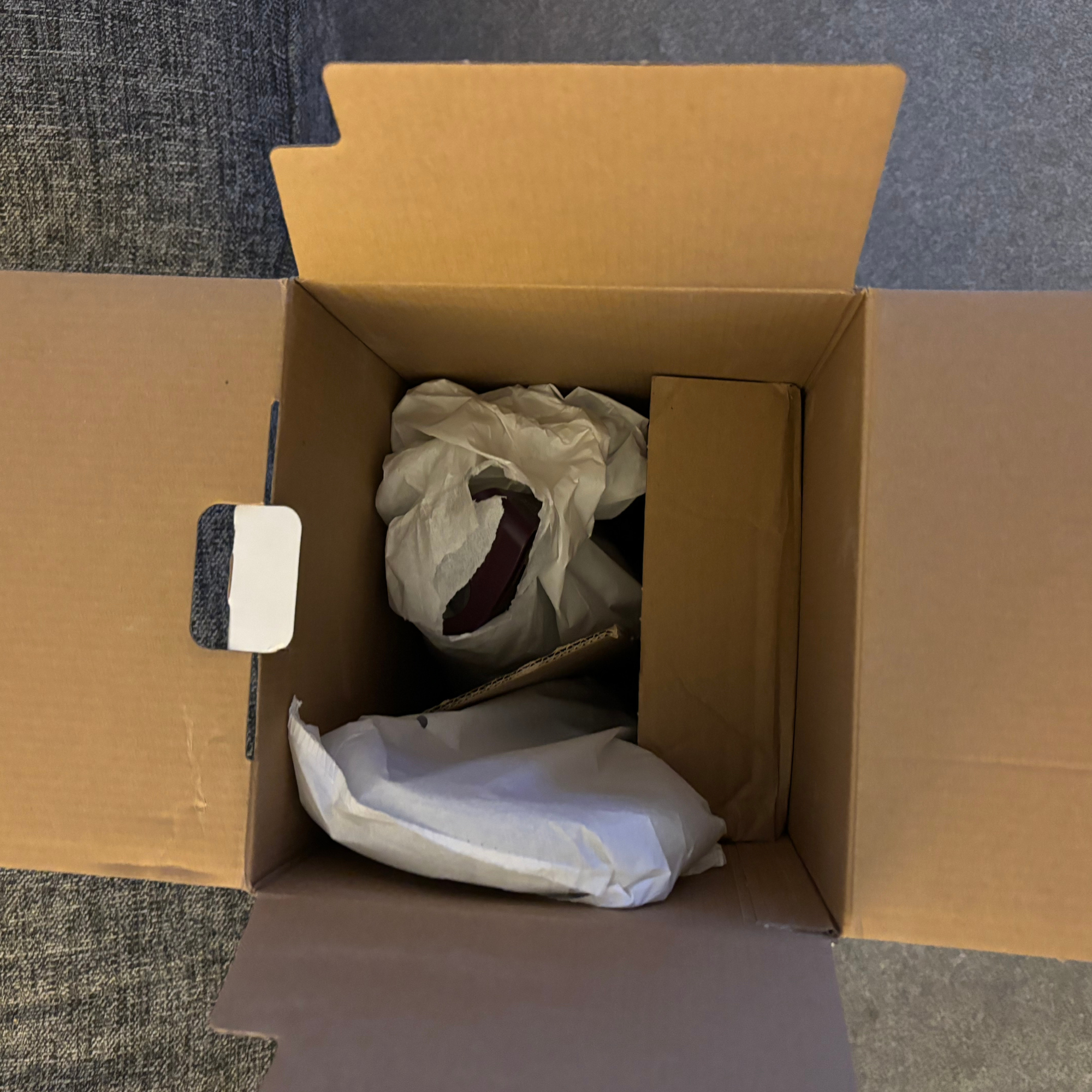 Shark Klik n’ Flip Automatic Steam Mop unboxing