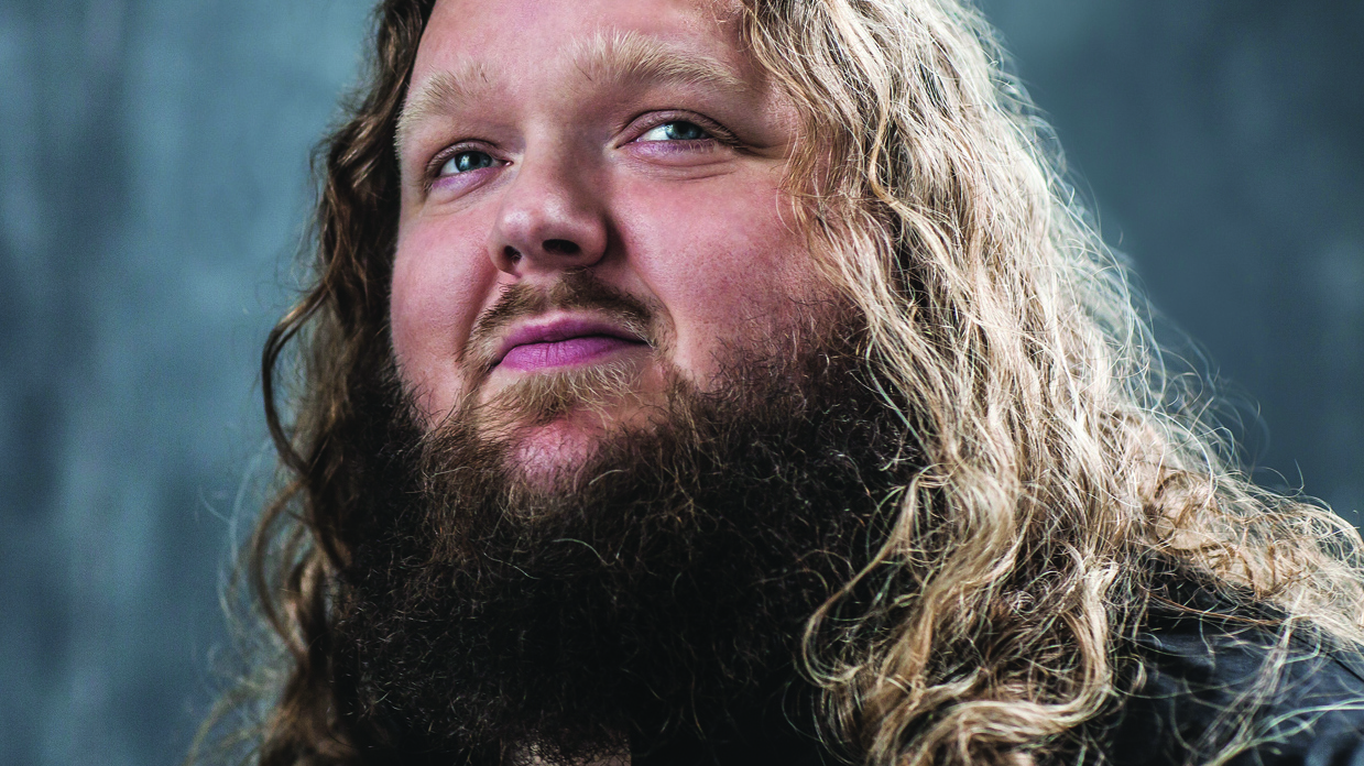 Matt Andersen&#039;s face staring towards the sky.