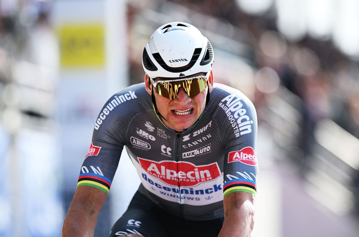 Man fingers himself in to Belgian police after throwing full water bottle at Mathieu van der Poel throughout Paris-Roubaix