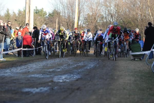 The men get underway.