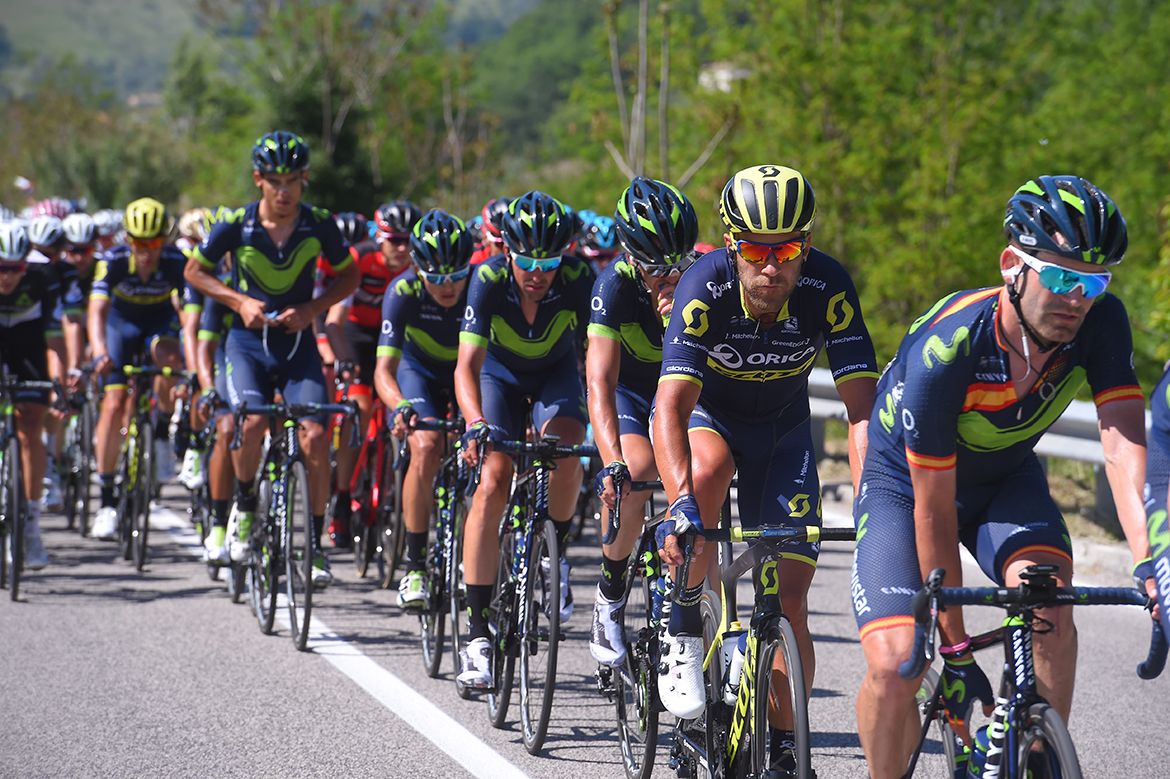 Movistar sets the pace