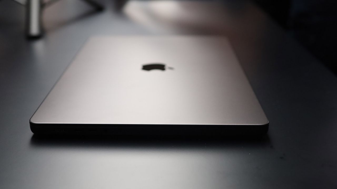 Apple Touchscreen MacBook Pro HANDS ON