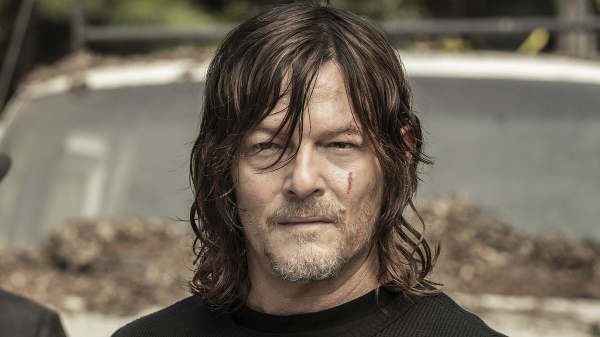 Norman Reedus’ Walking Dead Spinoff Reveals Daryl Dixon’s New Non-Motorcycle Mode Of Travel And More