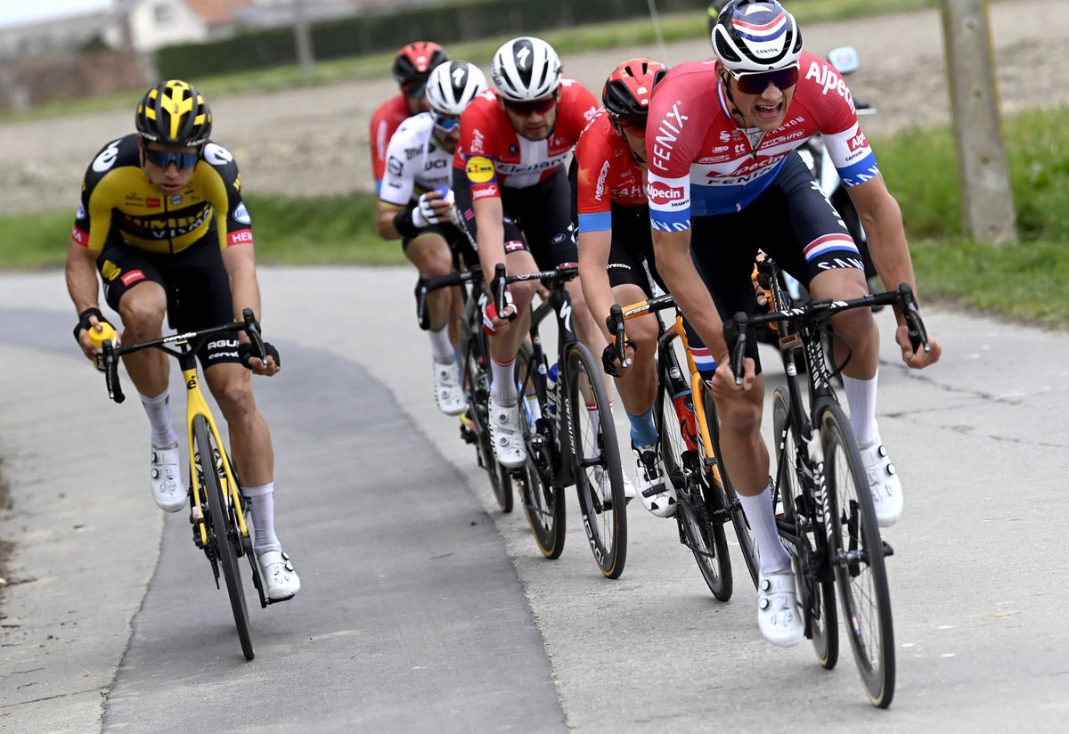 Ronde van Vlaanderen 2021 - Tour of Flanders - 105th Edition - Antwerp - Oudenaarde 263,7 km - 04/04/2021 - Mathieu Van Der Poel (NED - Alpecin-Fenix) - photo Nico Vereecken/PN/BettiniPhoto&Acirc;&copy;2021