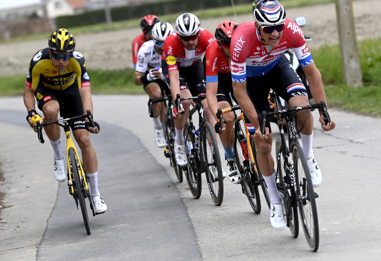Ronde van Vlaanderen 2021 - Tour of Flanders - 105th Edition - Antwerp - Oudenaarde 263,7 km - 04/04/2021 - Mathieu Van Der Poel (NED - Alpecin-Fenix) - photo Nico Vereecken/PN/BettiniPhoto&Acirc;&copy;2021