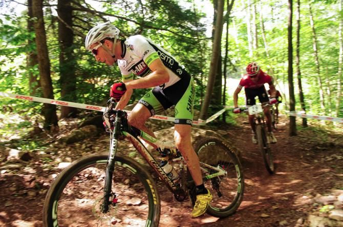 Jeremiah Bishop (Sho-Air Cannondale) leading Todd Wells in the woods