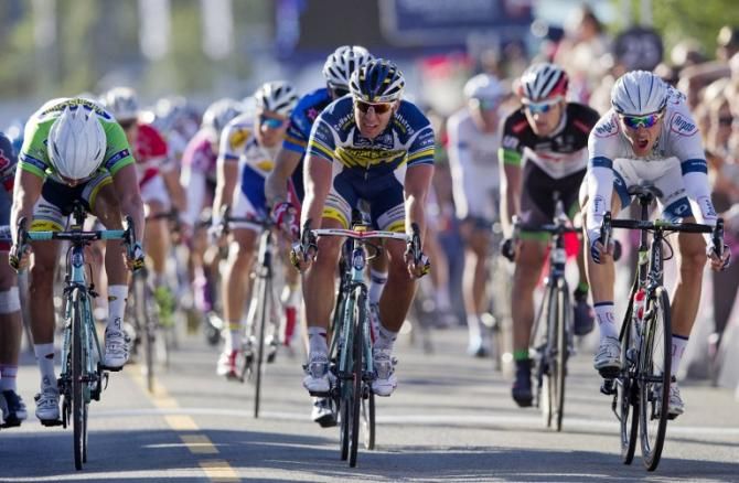 Nikias Arndt (Team Argos-Shimano) wins stage 3