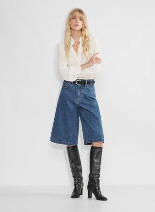 Aritzia, snapshot below-knee denim short