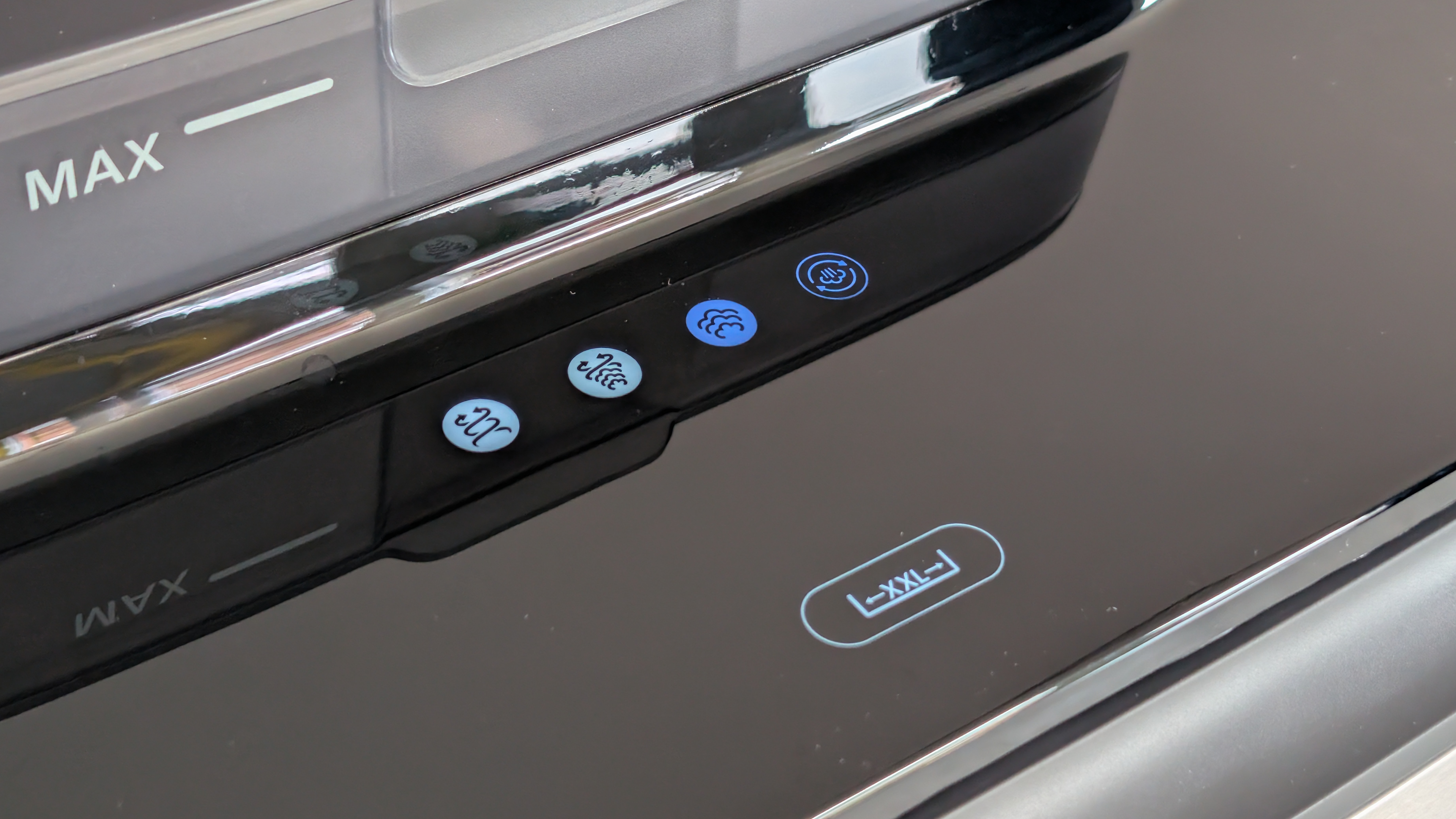 Philips 5000 Series Megabasket con Steam Air Fryer en la encimav