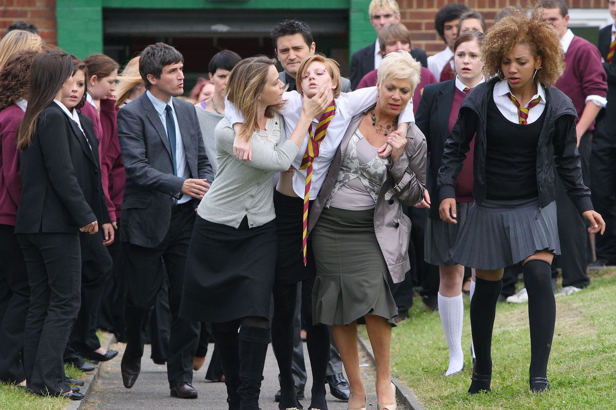 Waterloo Road&#039;s Danielle is knocked unconscious!