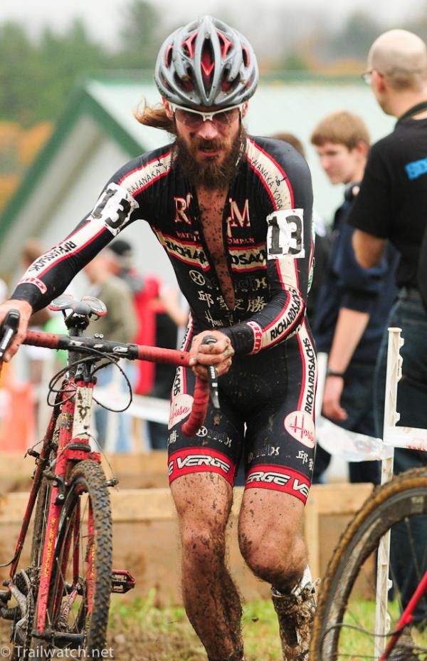 Dan Timmerman (RGM Watches-Richard Sachs) running the barriers.