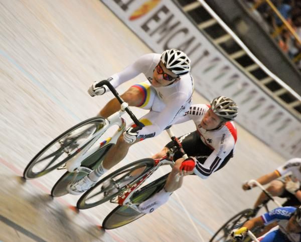Action in the men's Madison final