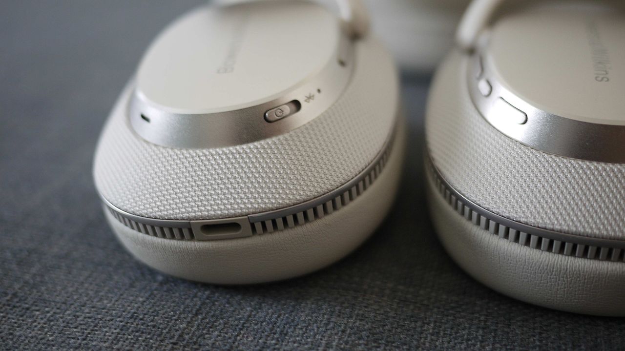 Bowers &amp; Wilkins Px7 S3