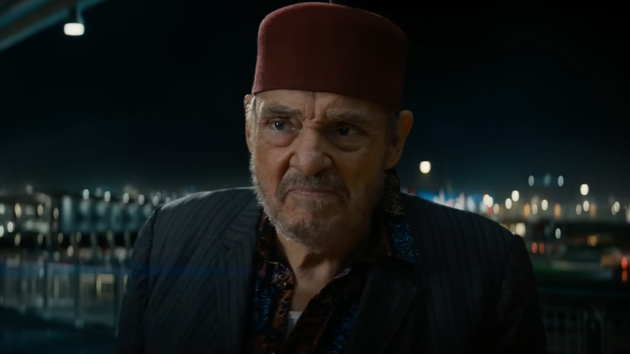 John Rhys-Davies como Sallah en Indiana Jones y el dial del destino