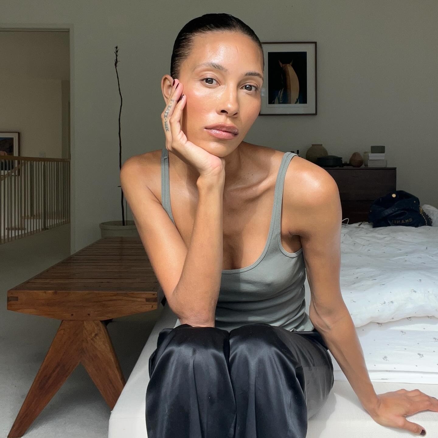 Photo of @tylynn with glowing skin 