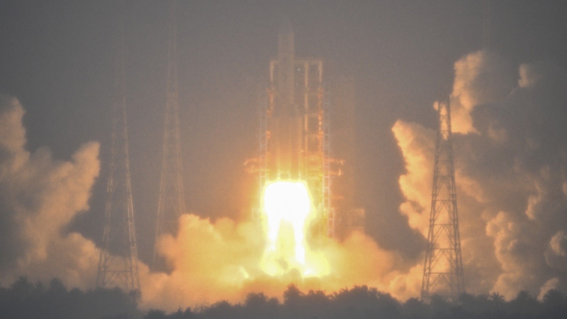 China launches Chang'e 6 sample-return mission to moon's far side (video)