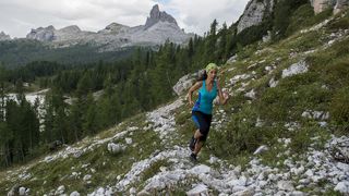 woman ultra running