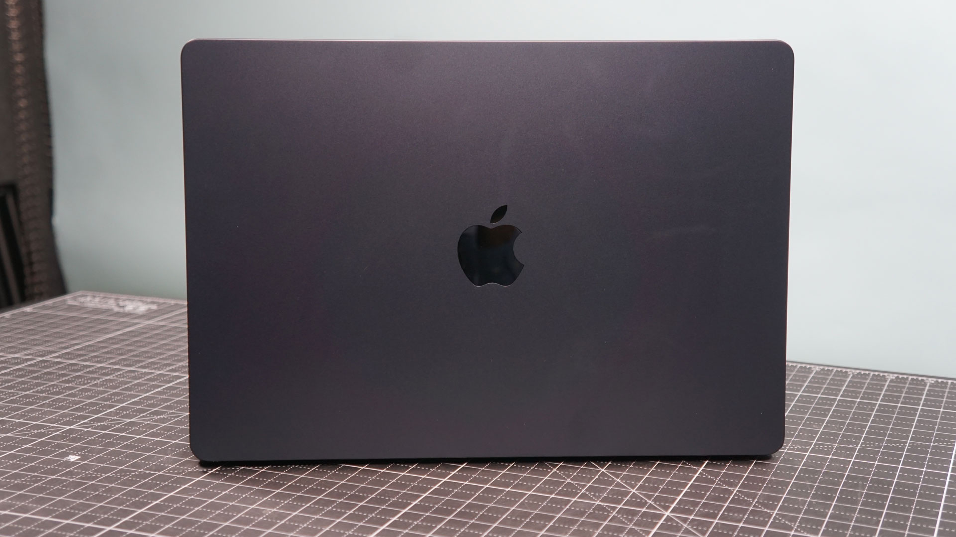 Apple MacBook Air 15-inch M3 lid with Apple logo