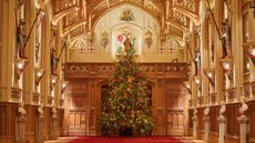 The main christmas tree in St Georges Hall, Windsor