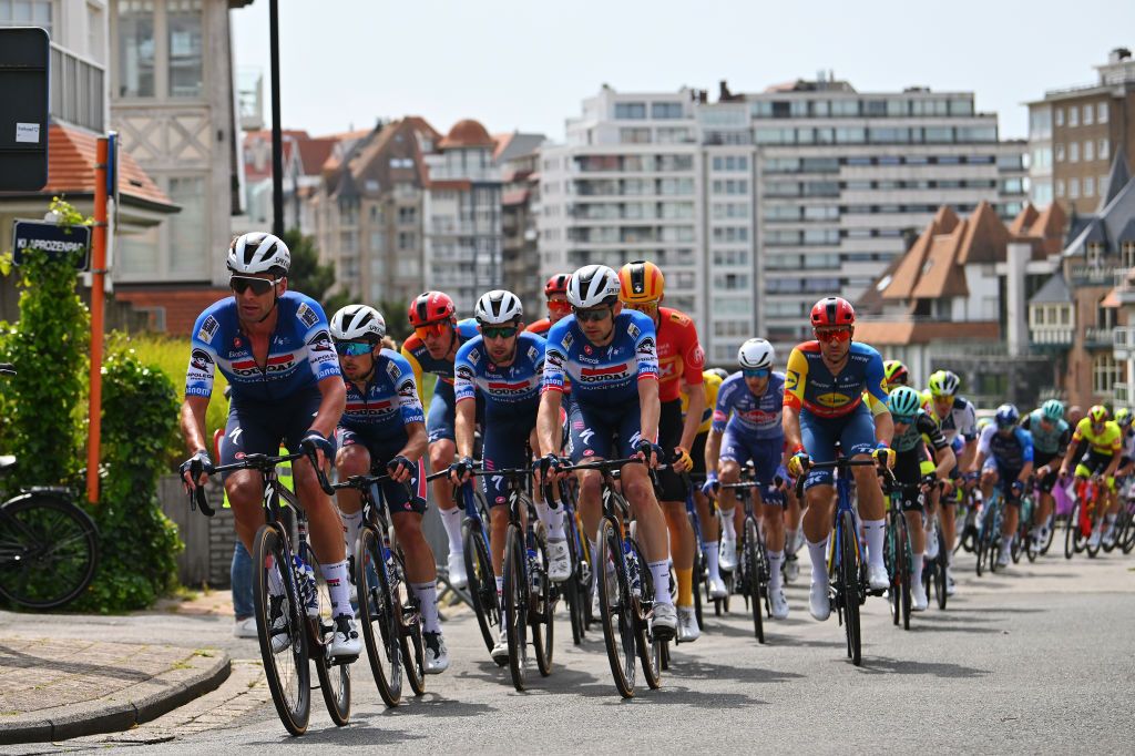 KNOKKEHEIST BELGIUM JUNE 13 LR Warre Vangheluwe of Belgium Martin Svrcek of Slovakia Josef Cerny of Czech Republic Kasper Asgreen of Denmark and Team Soudal QuickStep and Edward Theuns of Belgium and Team Lidl Trek compete during the 93rd Baloise Belgium Tour 2024 Stage 2 a 1842km stage from Merelbeke to KnokkeHeist on June 13 2024 in KnokkeHeist Belgium Photo by Luc ClaessenGetty Images