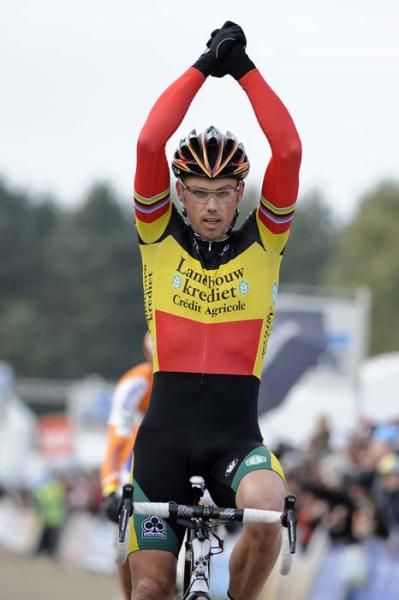 Sven Nys (Landbouwcredit) celebrates his overall Gazet van Antwerpen title