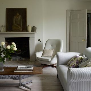 cosy georgian cottage house tour living room