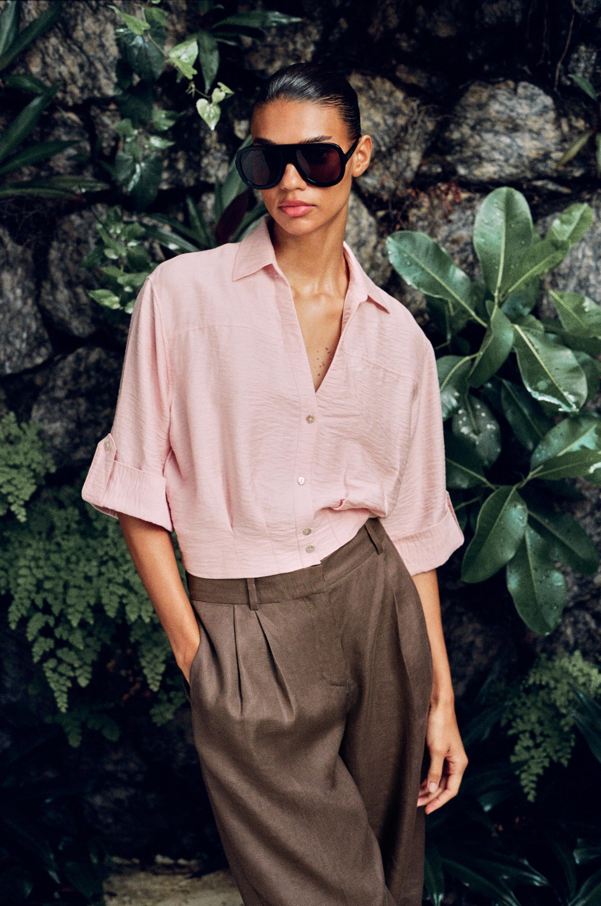 Short Linen Blend Shirt
