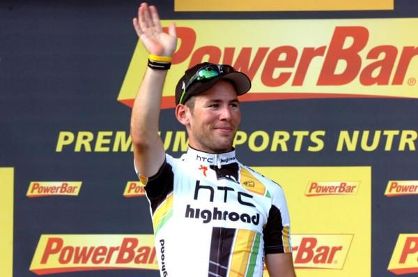 Mark Cavendish (HTC-Highroad) on the podium in Chateauroux.