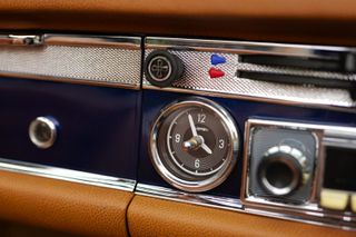 Mercedes-Benz SL W113 ‘Pagoda’ by Everrati dashboard clock