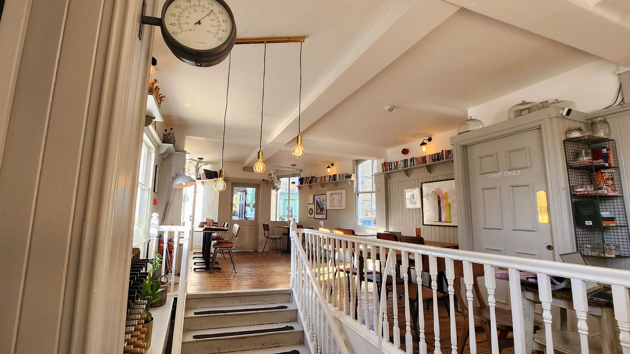 A shot of the interior of a brightly lit modern pub taken using the Galaxy Z Flip4 camera