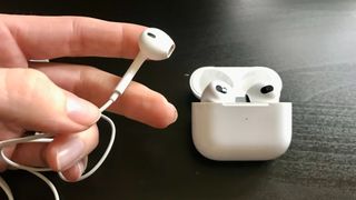 Apple EarPods & AirPods 3